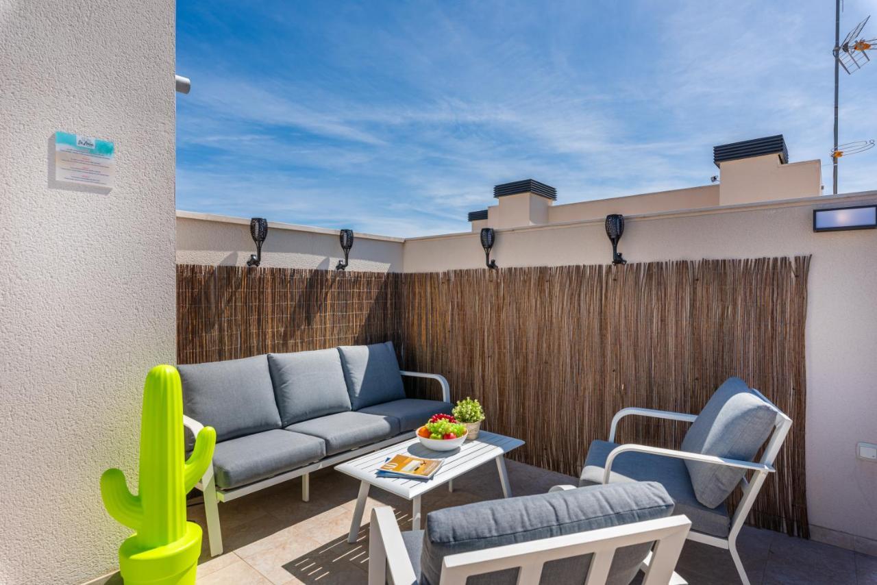 La Zenia Cocoon - Luxury Penthouse With Jacuzzi, 2 Pools, Indoor Heated Pool, Sauna, Gym, Playstation Apartment Dehesa de Campoamor  Exterior photo