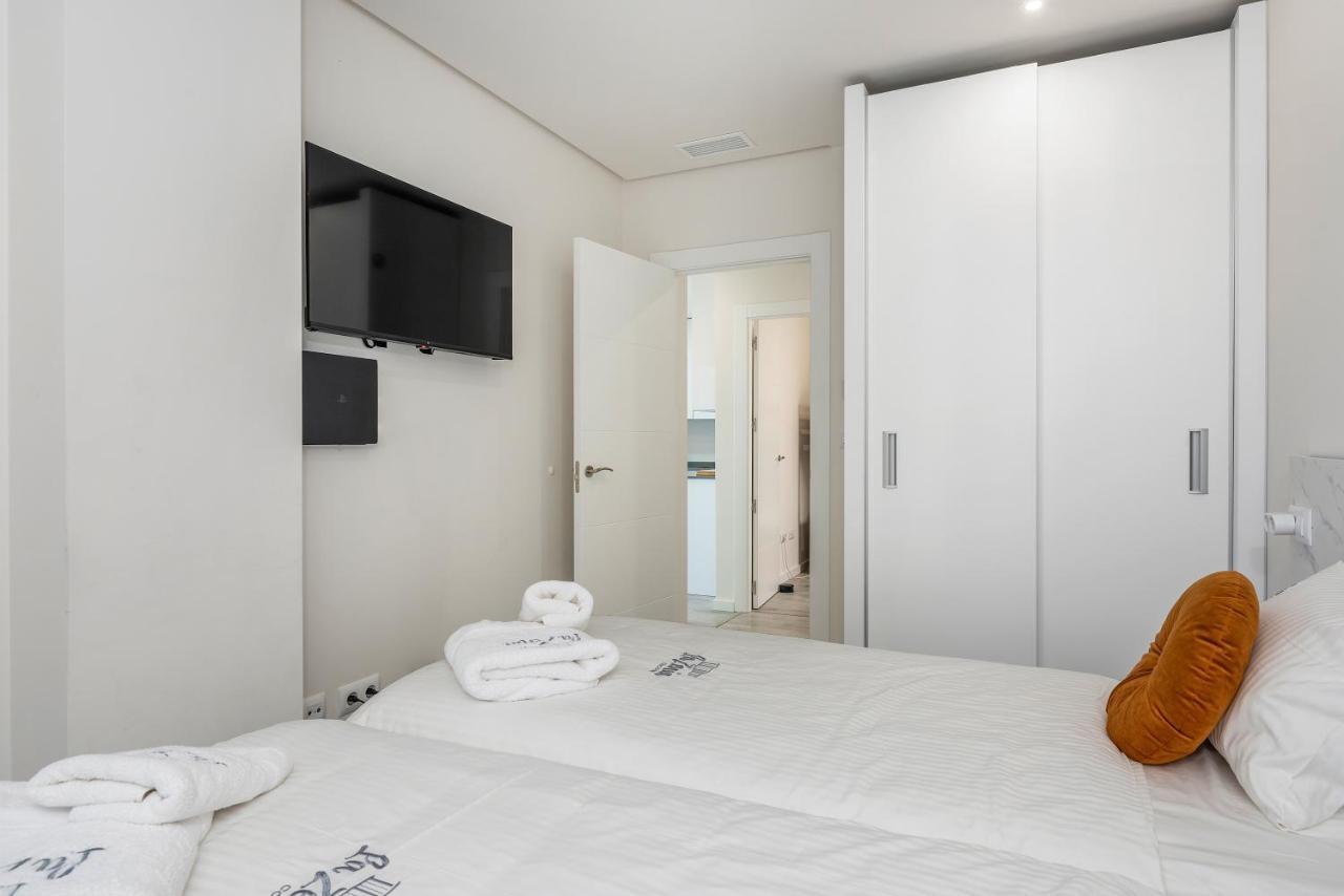 La Zenia Cocoon - Luxury Penthouse With Jacuzzi, 2 Pools, Indoor Heated Pool, Sauna, Gym, Playstation Apartment Dehesa de Campoamor  Exterior photo